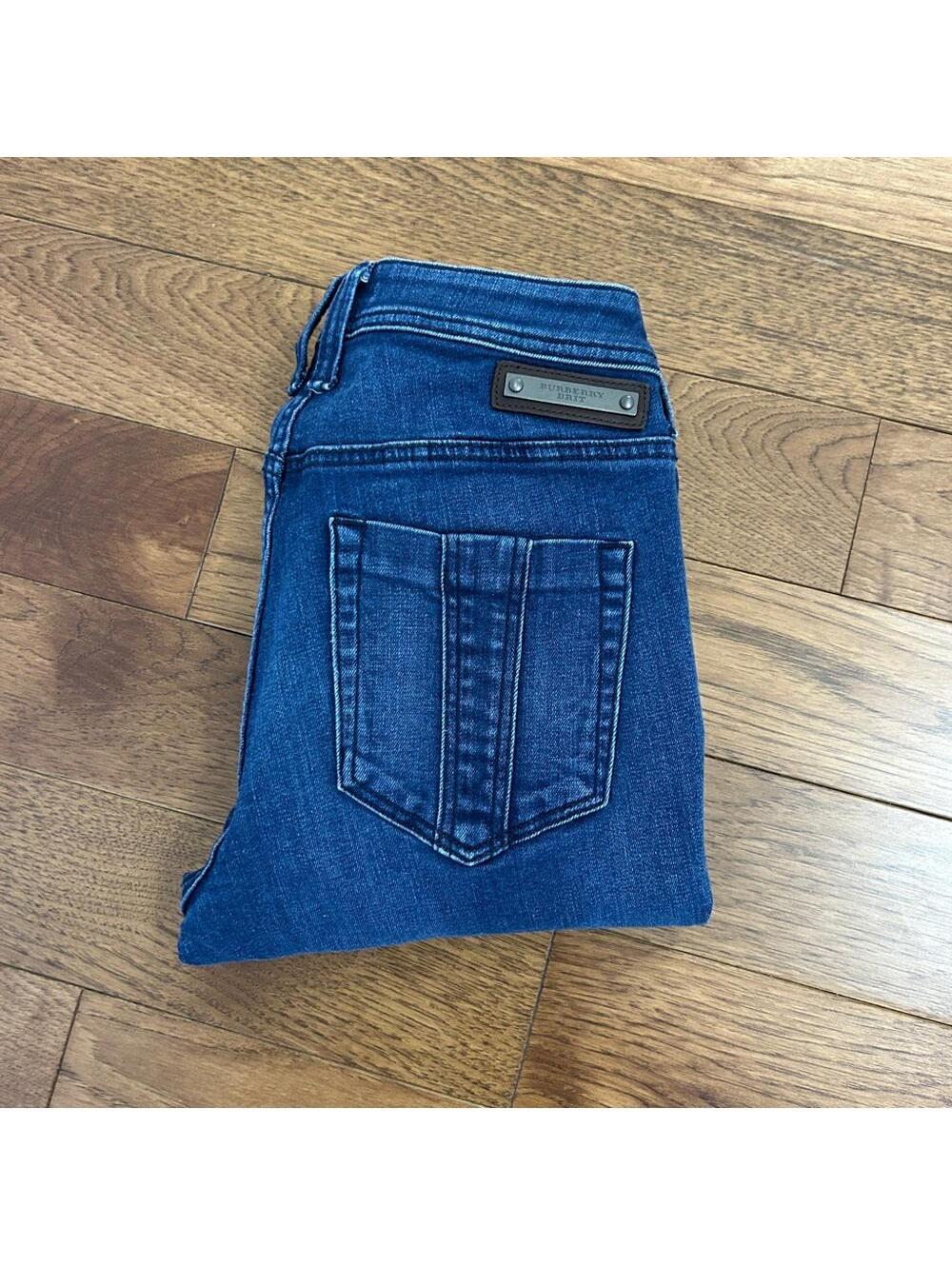 Burberry Kensington Low Rise Skinny Jeans, size 27, blue
